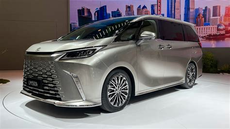 All-new Lexus LM makes its world premiere in Shanghai