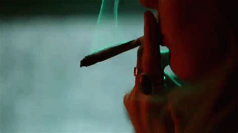 Smoker Blunt GIF - Smoker Blunt Weed - Discover & Share GIFs