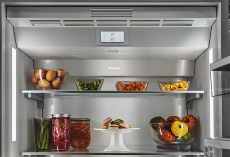 Thermador Freedom® Refrigeration | TNARH2022