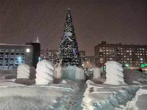 20 Surreal Photos From Norilsk, Russia's Coldest City, That Just Got Two Months Worth Of Snow In ...