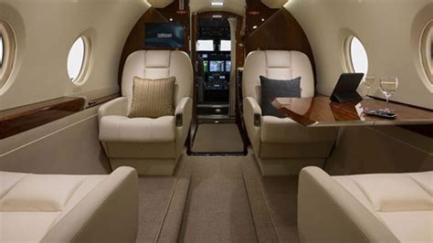 Gulfstream G280 Super-Mid Private Jet | JetOptions