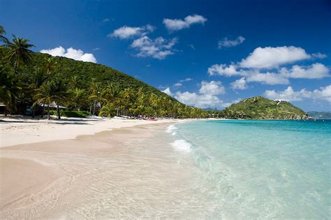 Peter Island Resort to Remain Closed for the Duration of 2018! | BVI Travel