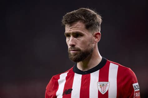 Barcelona confirm Iñigo Martinez signing on a free transfer