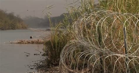 Supreme Court allows border patrol to move Texas-installed razor wire at border