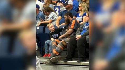 Kentucky Wildcats coach John Calipari shares photo of coal miner who ...