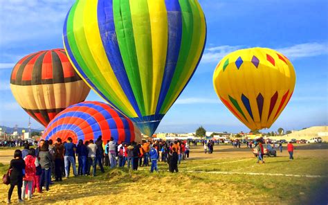 El espectáculo de los globos aerostáticos en Perote