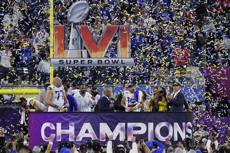 Super Bowl 2022 : les Rams s'imposent au bout du suspense, le résumé vidéo