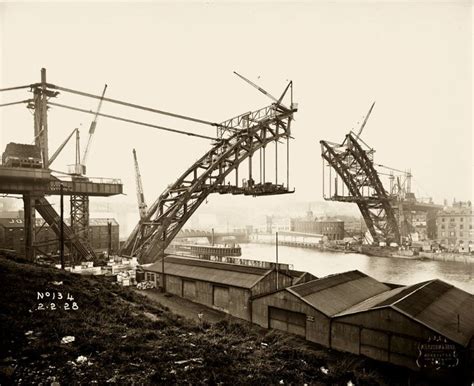 Rare Historical Photos of Construction of the Tyne Bridge in Newcastle upon Tyne