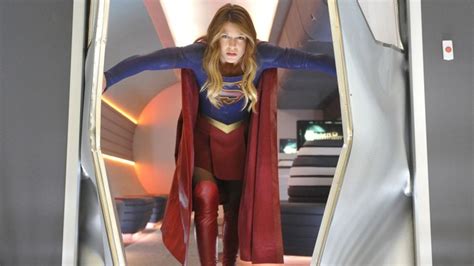 How Melissa Benoist Got Ripped For Supergirl