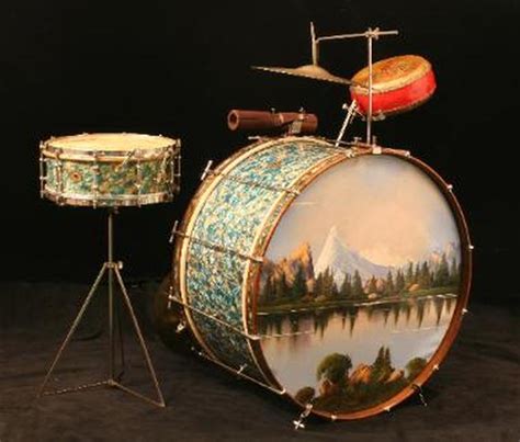 Vintage drum kits (1920s - 1930s) | Drum and bass, Vintage drums, Drums