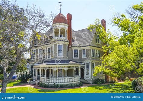 Wonderful Mansion in San Diego - SAN DIEGO - CALIFORNIA - APRIL 21, 2017 Editorial Image - Image ...