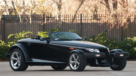 Worst Sports Cars: Plymouth Prowler