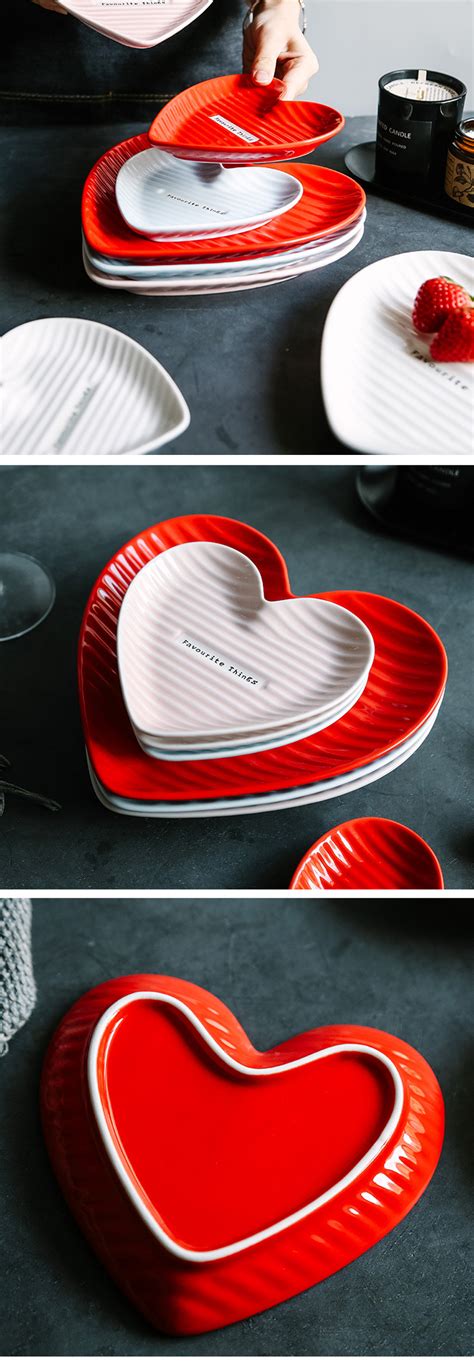 Ceramic Ridged Heart Plate - ApolloBox