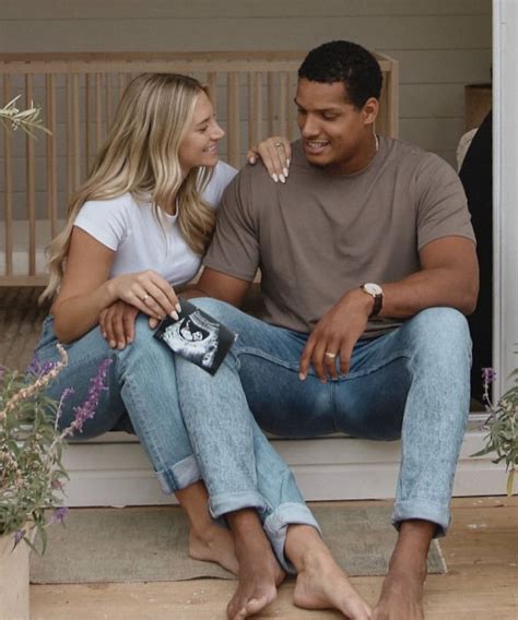 Isaac Rochell and wife Allison reveal they're expecting first child