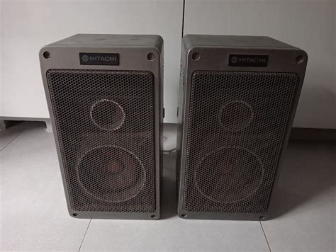 Old or vintage Hitachi 2-way speakers, Audio, Soundbars, Speakers & Amplifiers on Carousell