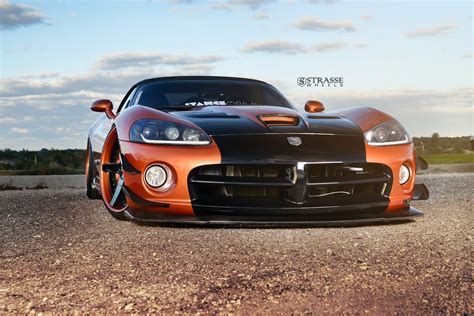 Custom 2008 Dodge Viper | Images, Mods, Photos, Upgrades — CARiD.com Gallery