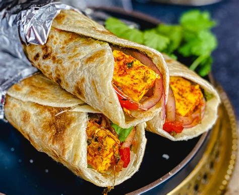 Delicious & Easy Paneer Kathi Rolls Pakistani Food Recipe - Pakistanichefs