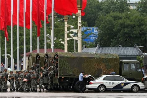 China's parade: 850,000 volunteers, 12,000 troops, plus monkeys ...