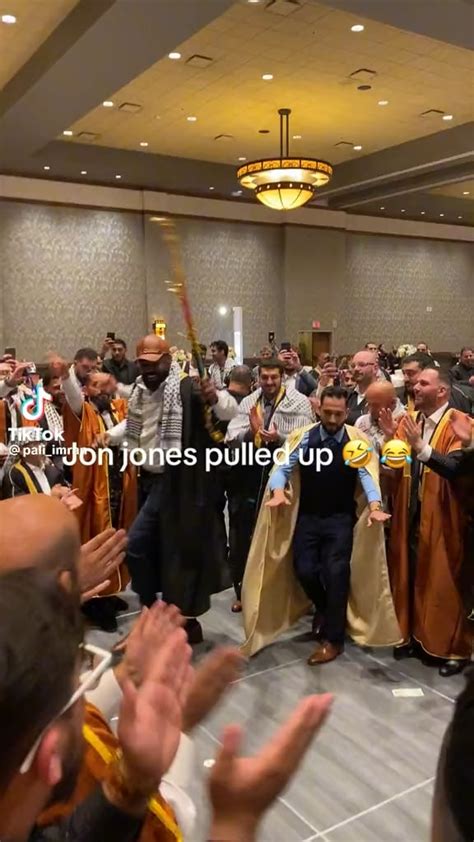 Jon jones dancing in arabic wedding 😂😂😂 : r/ufc