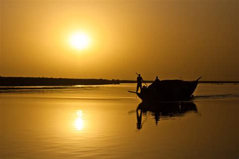 On the Niger river - Marko Prešlenkov photography