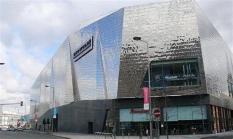 HIGHCROSS LEICESTER SHOPPING CENTER | Uginox | Archello