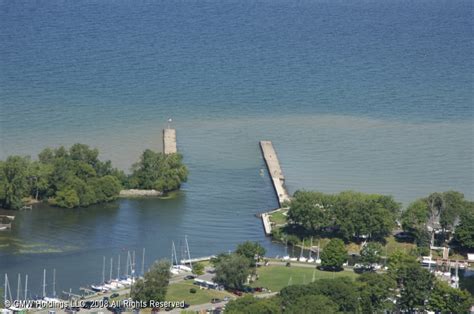 Wilson Harbor Inlet, Wilson, New York, United States