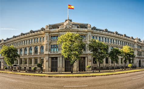 Bank Of Spain Says More European Crypto Users Want Decentralized Services