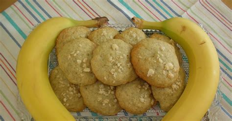 A Year of Cookies: Cookie Recipe #20 - Banana Nut Cookies