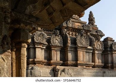 4,791 Hampi Archeological Ruins Images, Stock Photos & Vectors | Shutterstock