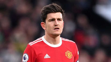 Harry Maguire salary per week at Manchester United