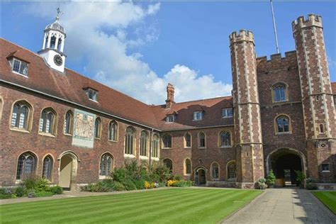 Queens' College, Cambridge, University Residence | Best price guarantee