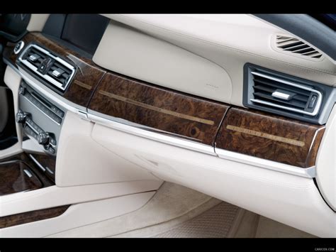 BMW 760i and 760il (2010) | Interior, Dashboard