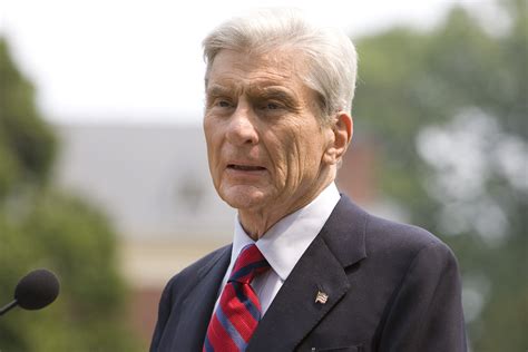 U.S. Senator John Warner Chooses Rotunda as Backdrop to Announce ...