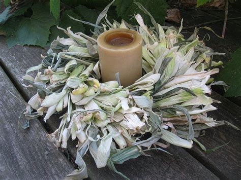 Natural Dried Corn Husk WREATH Mini Size for Centerpiece Wall - Etsy