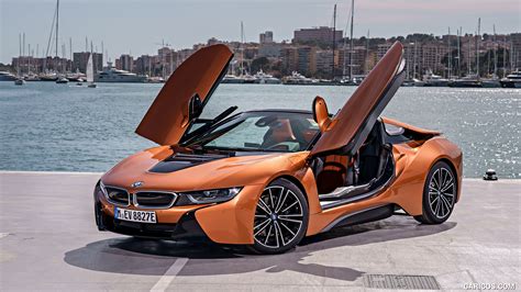 2019 BMW i8 Roadster (Color: E-Copper) | Front Three-Quarter