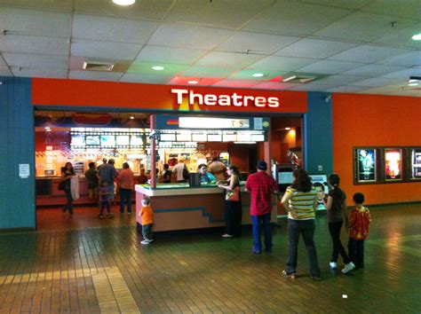 North Oaks Cinema 6 in Houston, TX - Cinema Treasures