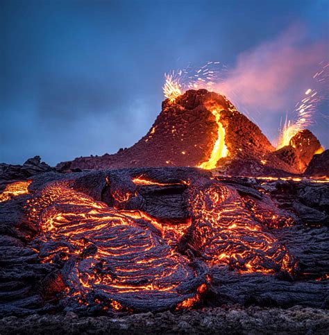 I Took Pictures Next to the Erupting Volcano in Iceland | Andy's Travel Blog