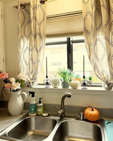 20 Kitchen Curtain Ideas You'll Want to Copy