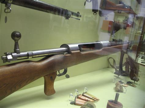 Military Museum Brussels | World War I era sniper rifle .50 … | Flickr