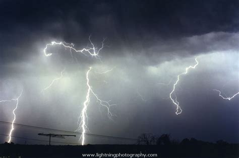 Lightning Photography Thunderstorm Lightning Photo Tips Storms Weather ...