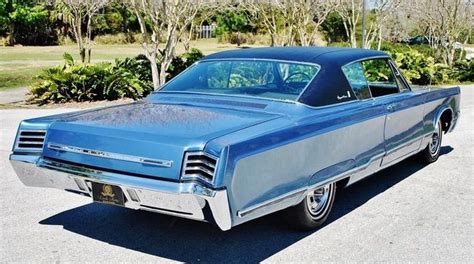 1967 Chrysler Newport | Chrysler cars, Chrysler newport, American ...