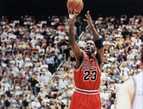 How Michael Jordan Was Convinced to Green Light 'The Last Dance'