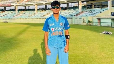 Soumya Tiwari: Know all about Madhya Pradesh cricketer who bagged prestigious Jagmohan Dalmiya ...