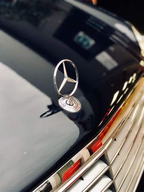 Chrome Mercedes Benz Emblem · Free Stock Photo