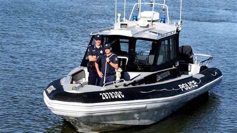 Police patrols follow 18 boating deaths in 2019 | The Courier Mail