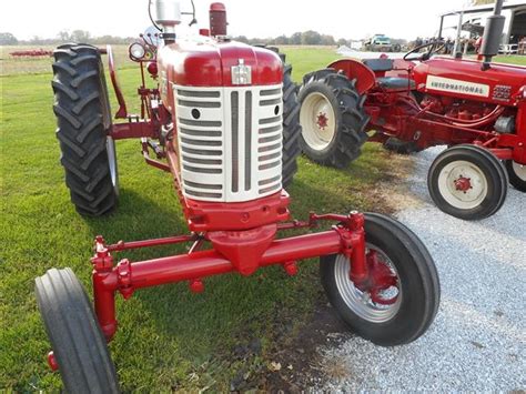 Farmall 350 Diesel Tractor for sale