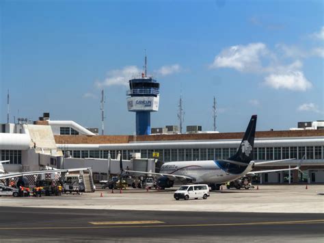 What to do if you are in the wrong terminal in Cancun Airport?