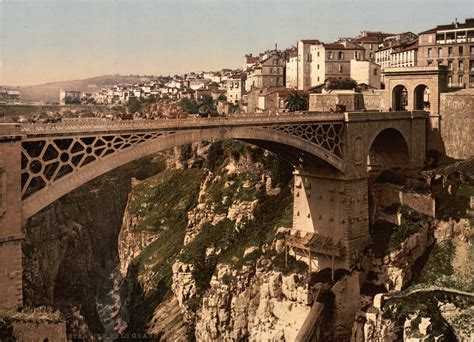 Fichier:Constantine, Algeria, ca. 1899.jpg — Wikipédia