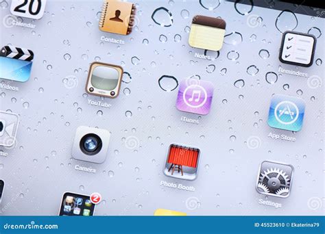 Start screen on iPad 2 editorial image. Image of apple - 45523610