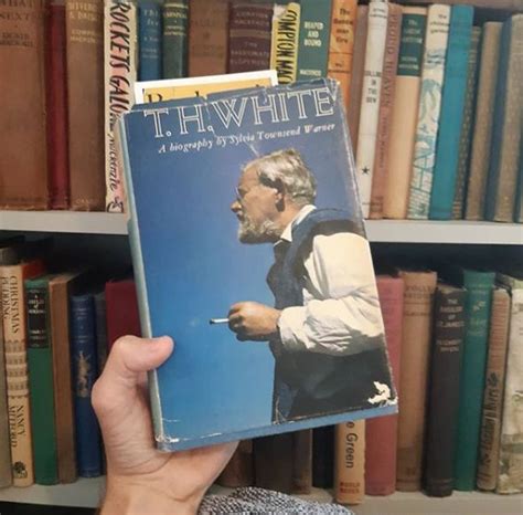 T.H. White: A Biography by Sylvia Townsend Warner – Stuck in a Book